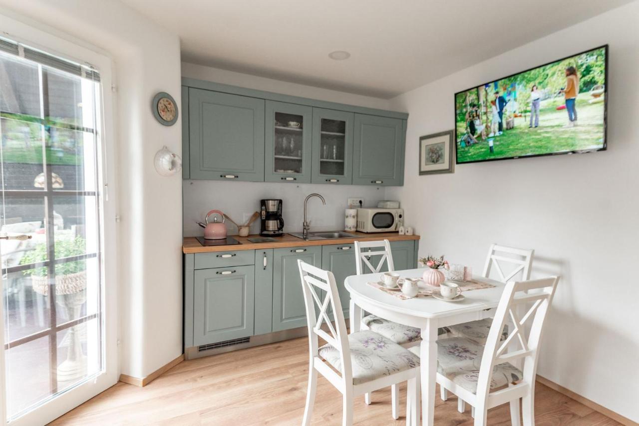 Apartmaji Urska Ласко Экстерьер фото