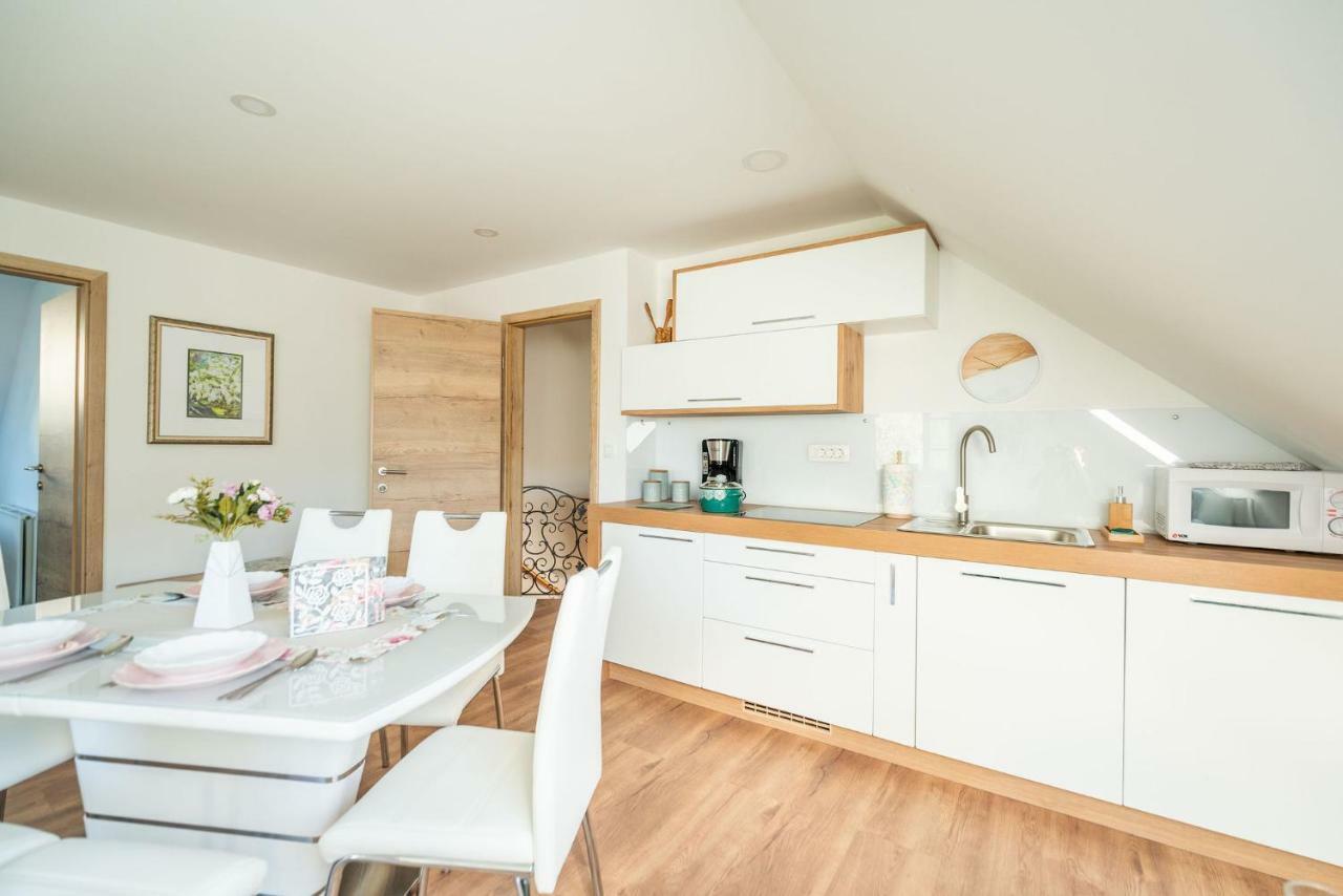 Apartmaji Urska Ласко Экстерьер фото
