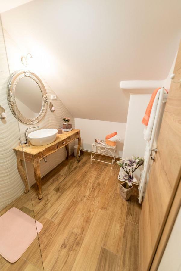 Apartmaji Urska Ласко Экстерьер фото