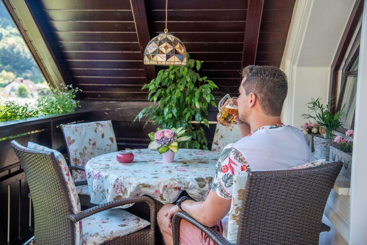 Apartmaji Urska Ласко Экстерьер фото